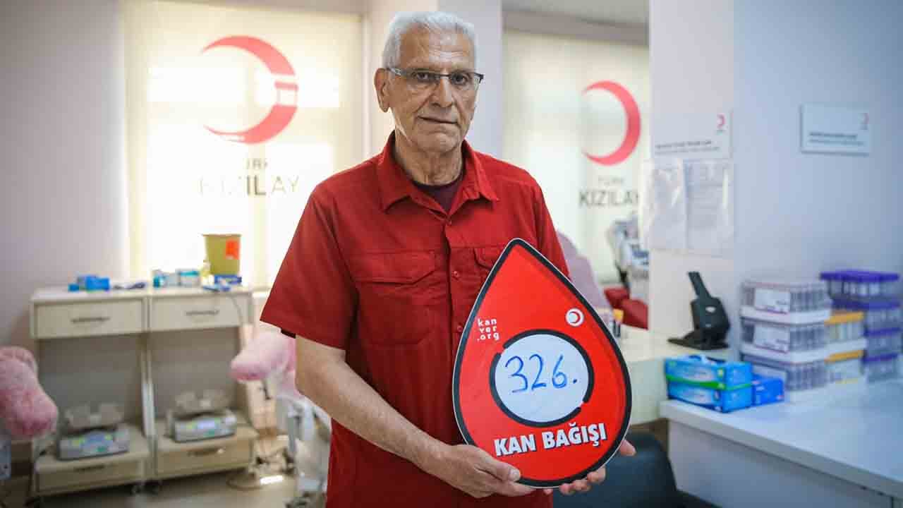 Foto - 15 yılda 326 ünite kan bağışladı: Yüzlerce hayata umut oldu