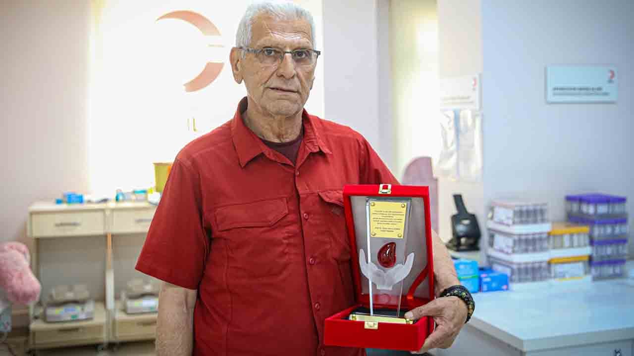 Foto - 15 yılda 326 ünite kan bağışladı: Yüzlerce hayata umut oldu