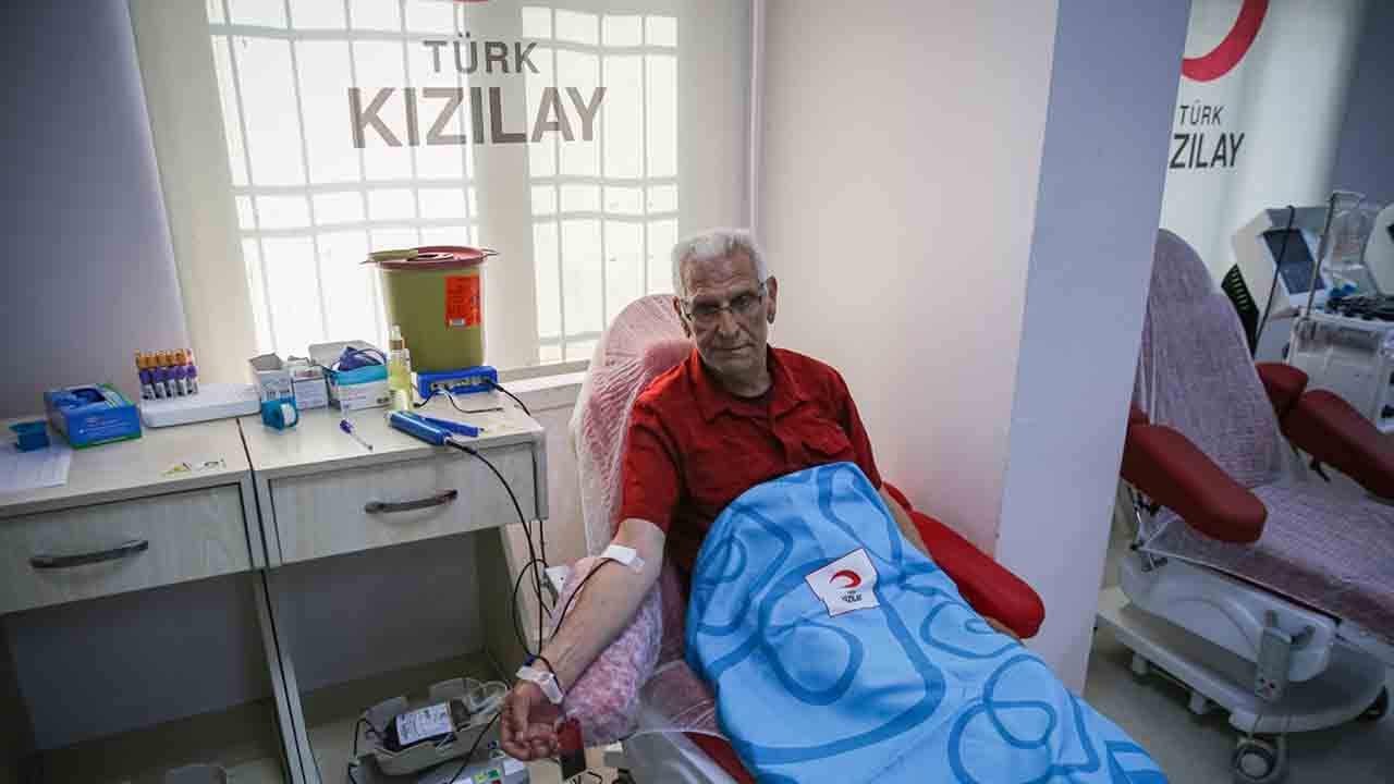 Foto - 15 yılda 326 ünite kan bağışladı: Yüzlerce hayata umut oldu