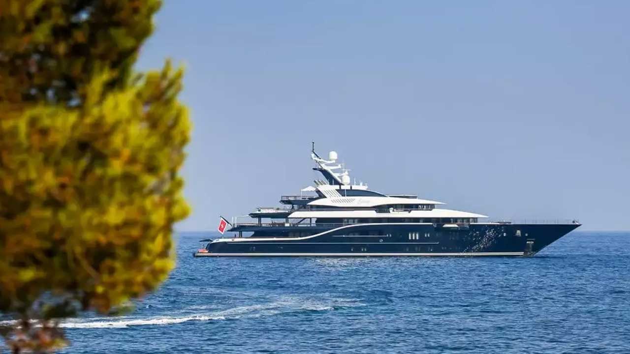 Foto - 150 milyon dolarlık ultra lüks yat Bodrum'da! Yüzen sarayın sahibi bakın kim çıktı