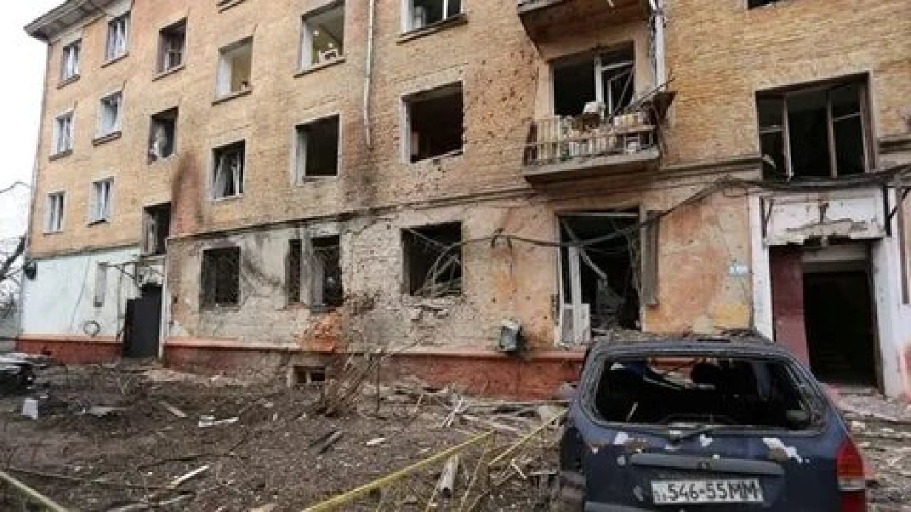 Foto - 1500 İHA ile vurdular! Yüz binlerce kişi...