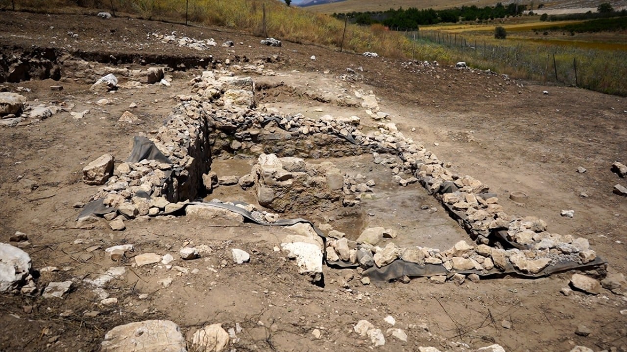 Foto - 1500 yıllık keşif! Isparta'daki antik kentte gün yüzüne çıkarıldı