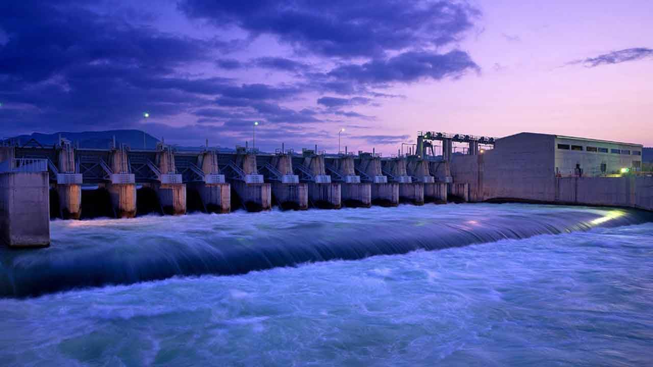 16 yıldır bekleniyordu! Türkiye'nin dev projesi resmen rafa kaldırıldı