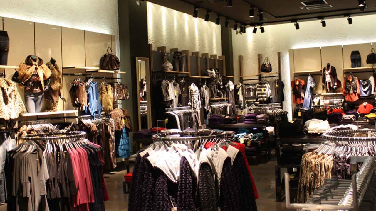 160 şubesi vardı! Dev giyim markası iflas bayrağını çekiyor