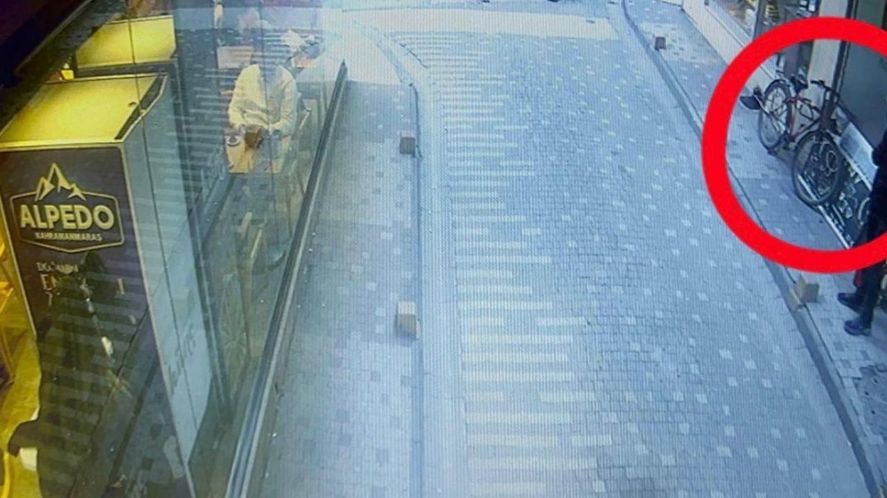 Foto - 170 bileziği alıp kaçtı! Kuyumcuyu soyan kişinin kimliği ağızları açık bıraktı