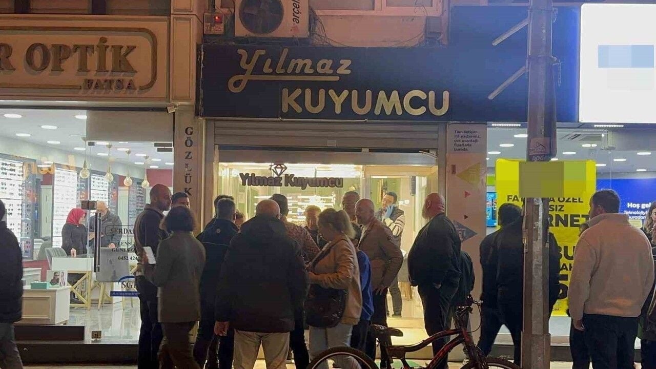 Foto - 170 bileziği alıp kaçtı! Kuyumcuyu soyan kişinin kimliği ağızları açık bıraktı