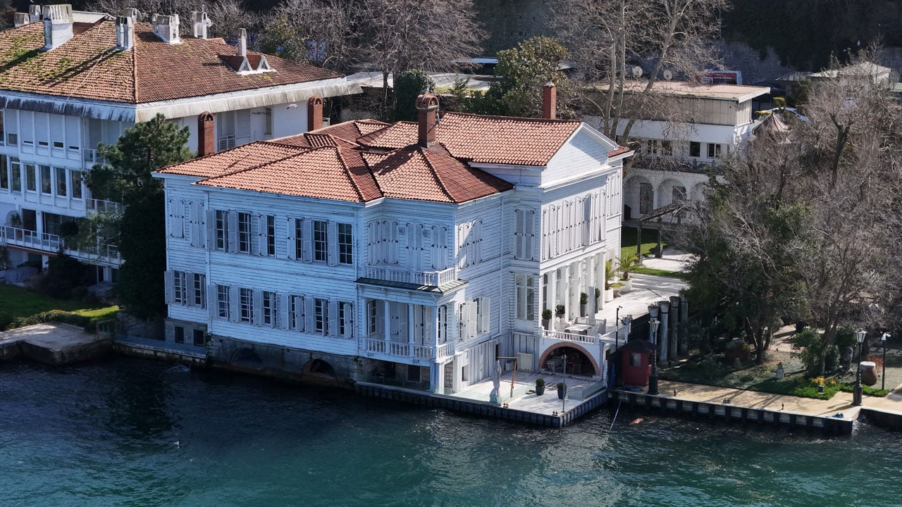 170 milyon TL’lik hisse satışı! Kurtlar Vadisi’nin simge yalısı satışta