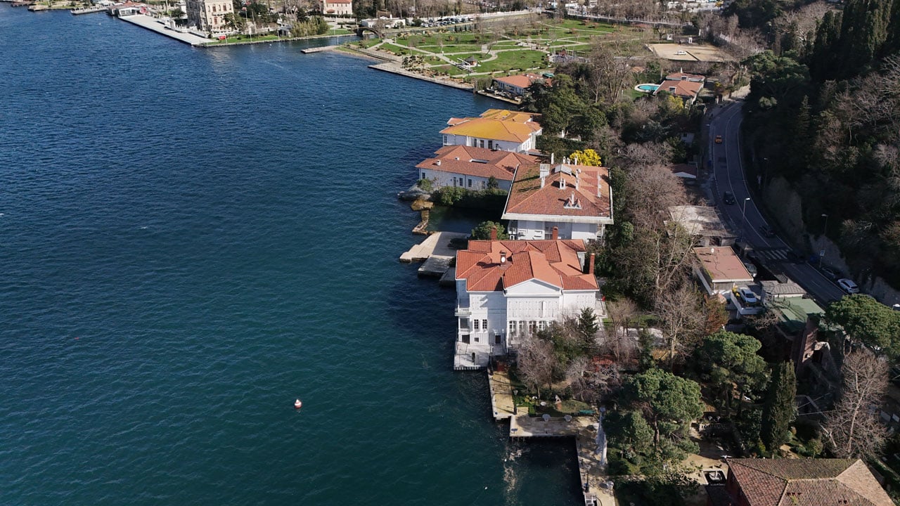 Foto - 170 milyon TL’lik hisse satışı! Kurtlar Vadisi’nin simge yalısı satışta