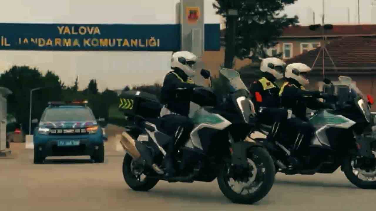 Foto - 18 ilde "Nitelikli Dolandırıcılık ve Yasa Dışı Bahis" operasyonu! 127 şüpheli enselendi!