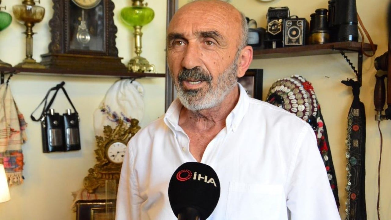 Foto - 18 yıldır antikacılık yapıyor Çocukluk hayalini emekli olup dükkana taşıdı