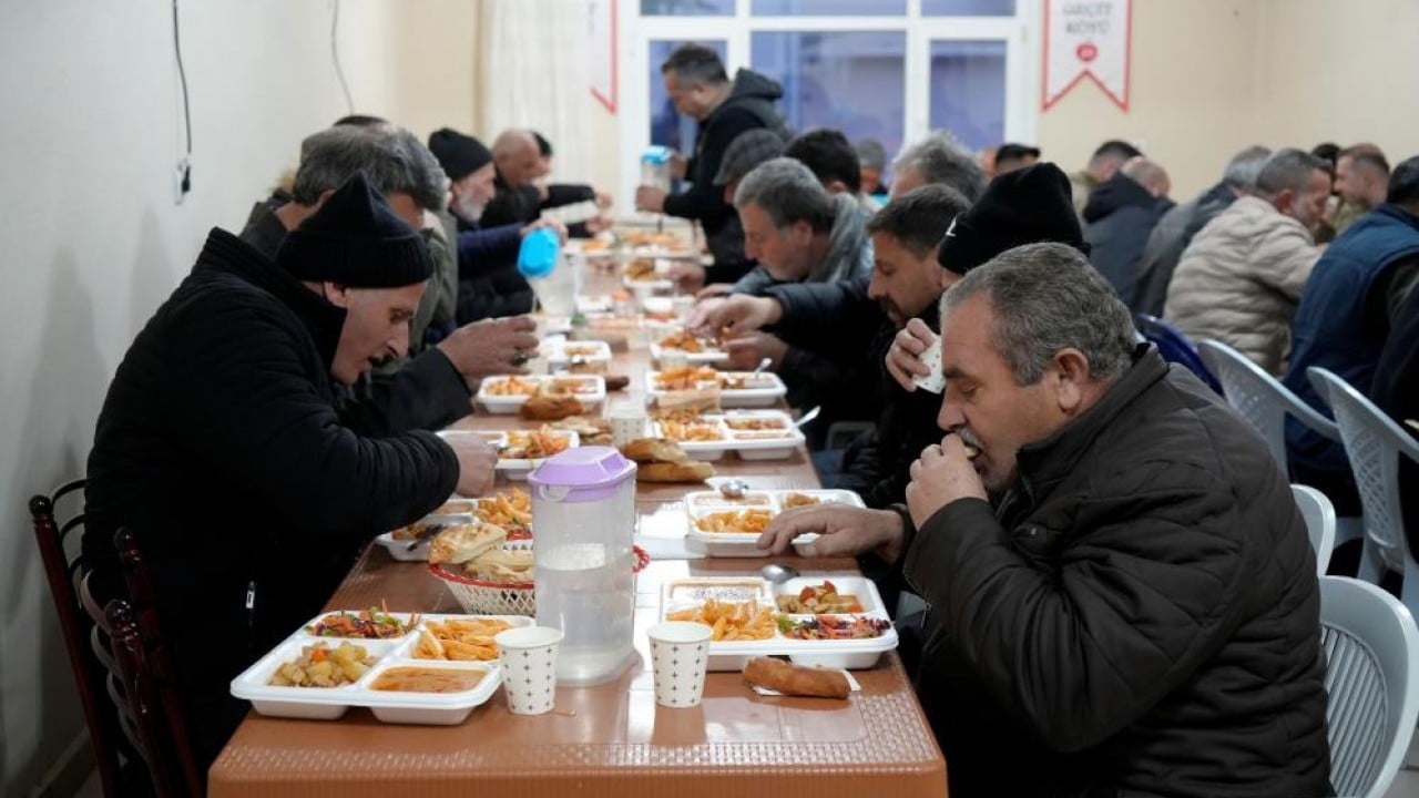 Foto - 18 yıllık iftar geleneği Bu köyden kimse aç geçemez