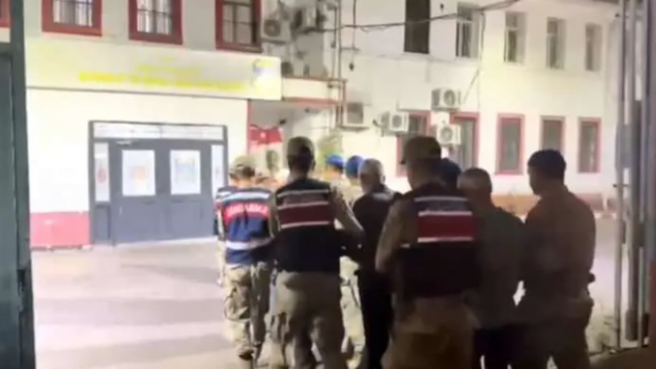 Foto - 19 yıl gizem olarak kalmıştı! Suda bulunan cesedin sırrı çözüldü!