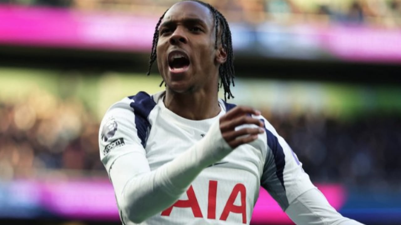 2-0'lık yenilgi sonrası Okan Buruk yıldız kanadı Galatasaray'a istiyor! Transfer...