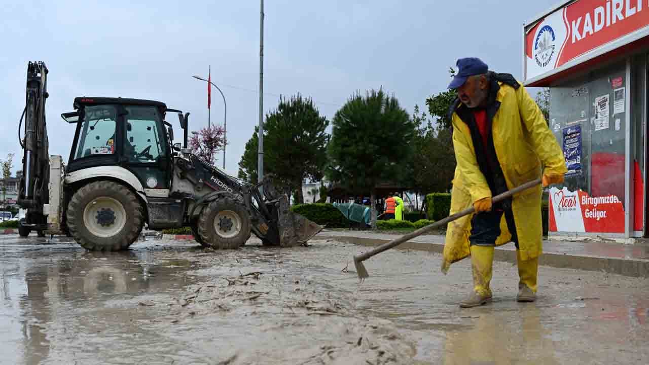 2 kişi hayatını kaybetti: Osmaniye’de sel felaketi