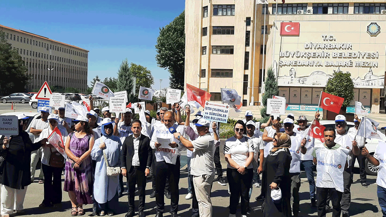 Foto - 2 yıldır direnen işçilerden DEM'e tepki! Maaşlarımızı ödeyin ekmeğimizle oynamayın
