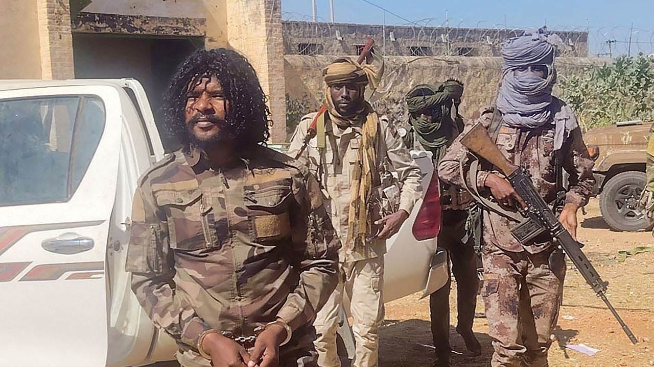 Foto - 200 Müslüman katledilmişti... 10 bin tanesi evlerinden oldu!