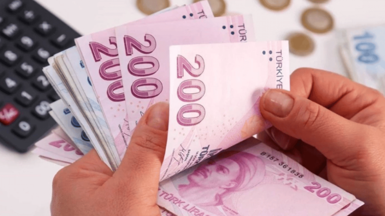 Foto - 2026 Memur ve emekli zammı ne kadar oldu, kim ne kadar maaş alacak? 2025 Kasım enflasyonu açıklandı mı, düştü mü, yükseldi mi?