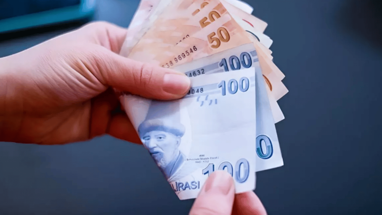 Foto - 2026 Memur ve emekli zammı ne kadar oldu, kim ne kadar maaş alacak? 2025 Kasım enflasyonu açıklandı mı, düştü mü, yükseldi mi?