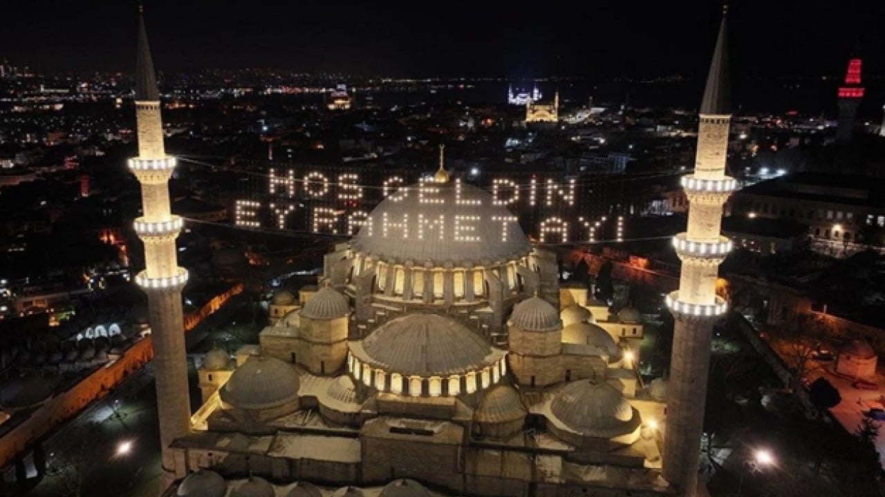 Foto - 2026 Ramazan ayı ne zaman başlıyor? İlk oruç hangi gün tutulacak?