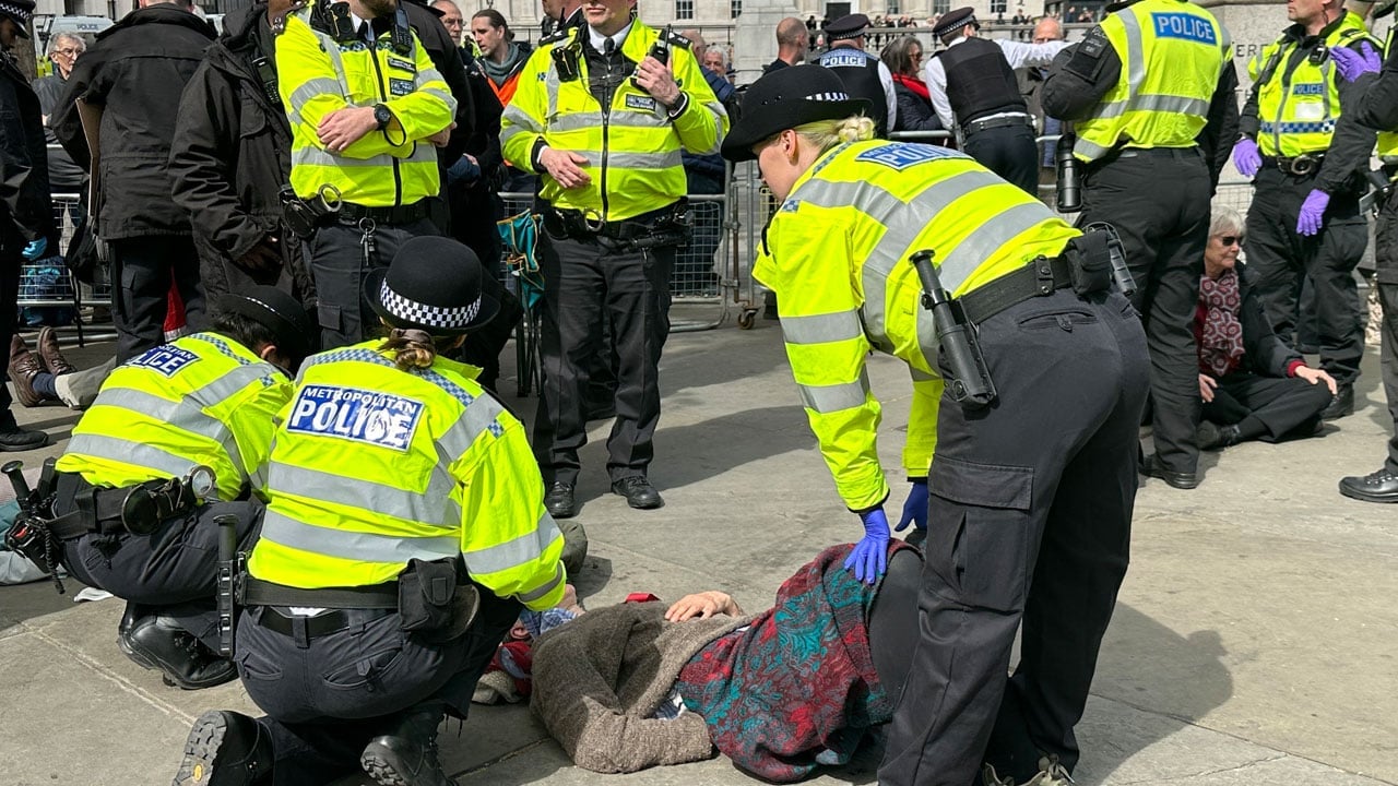 Foto - 212 kişi gözaltına alındı! Londra’da Filistin’e destek gösterisine polis müdahalesi