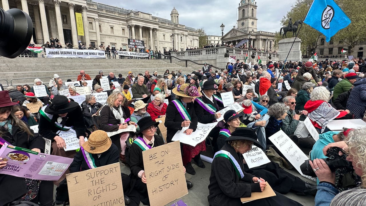 Foto - 212 kişi gözaltına alındı! Londra’da Filistin’e destek gösterisine polis müdahalesi