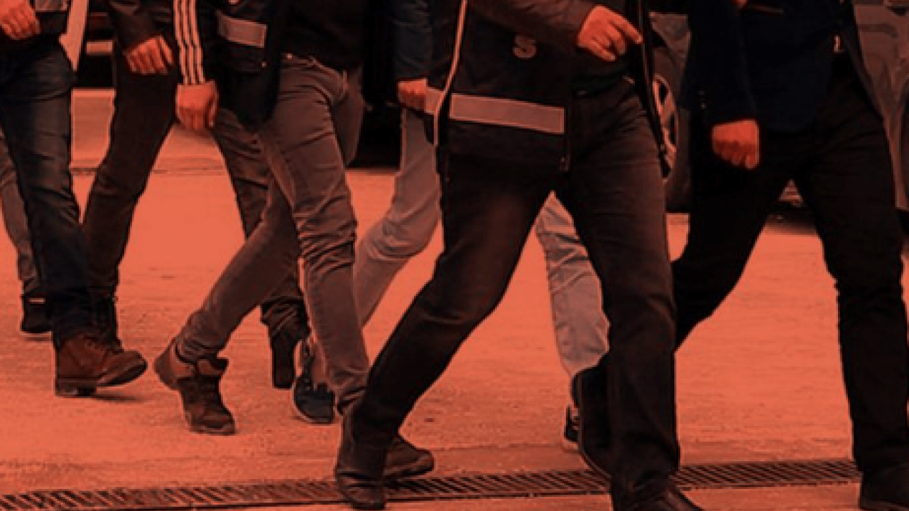 22 ilde ‘sazan sarmalı’ operasyonu! 600 milyonluk vurgun yapan şebeke çökertildi