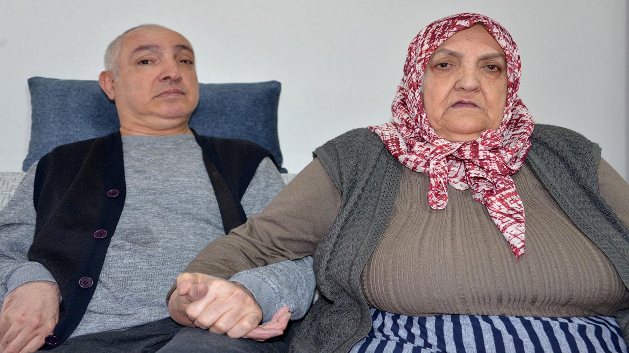 22 yıldır evladına bakıyor! Tek isteği oğlunu güneşe çıkarabilmek 