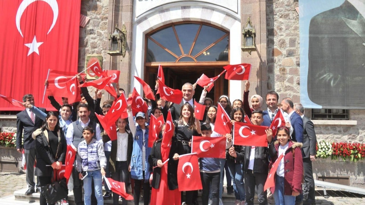 Foto - 23 Nisan'da sinema coşkusu! Biletler 120 lira... Bakan Ersoy'dan ailelere davet 