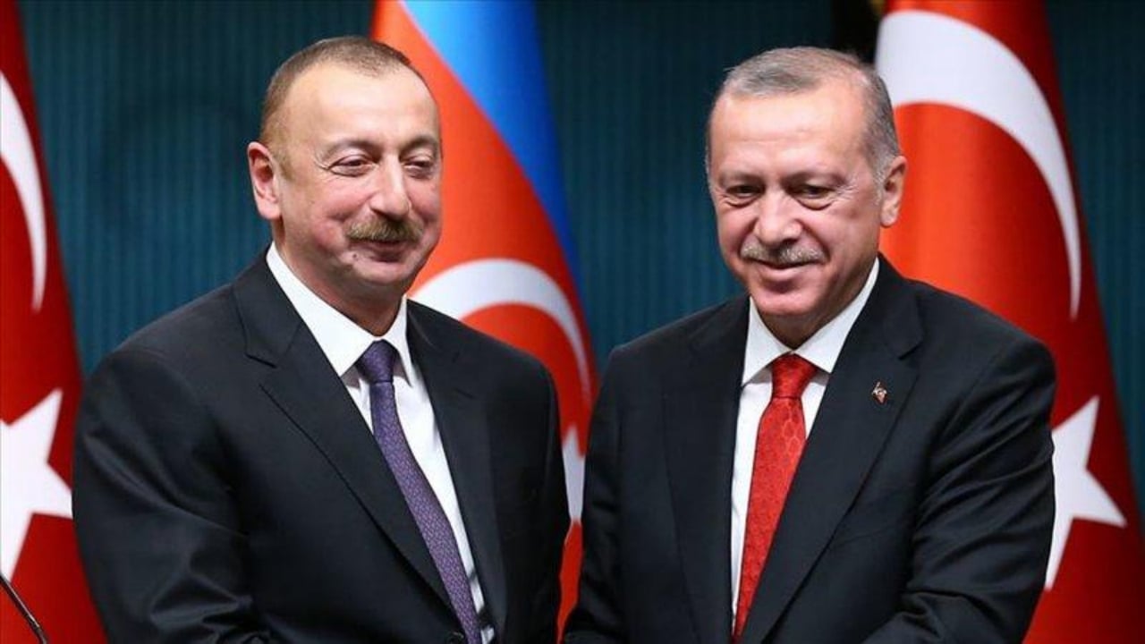 Foto - 23 yıl sonra ortaya çıkan tarihi diyalog gündem oldu! Meğer Aliyev’i Erdoğan’a emanet etmiş