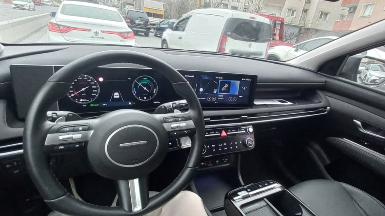 Foto - 230 beygirlik sessizlik! Bu SUV trafikte sizi çok şaşırtacak! Hyundai Tucson Hibrit ile konfor ve performansın dengesi!
