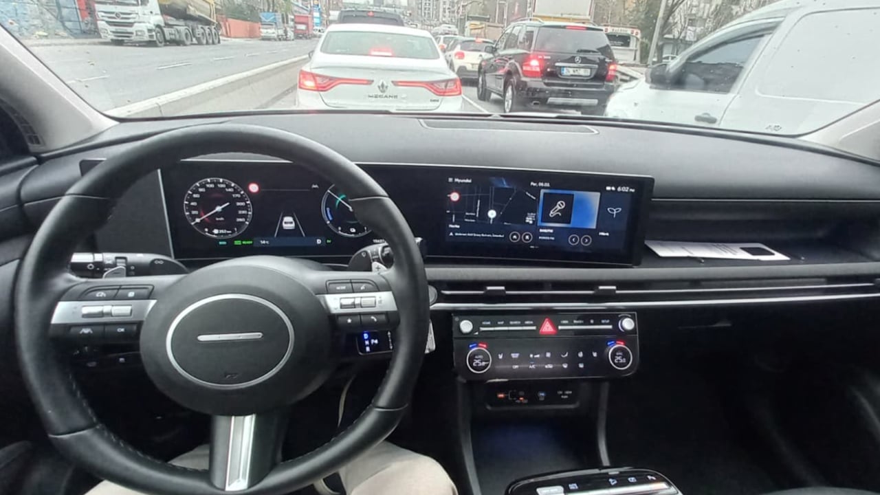 Foto - 230 beygirlik sessizlik! Bu SUV trafikte sizi çok şaşırtacak! Hyundai Tucson Hibrit ile konfor ve performansın dengesi!