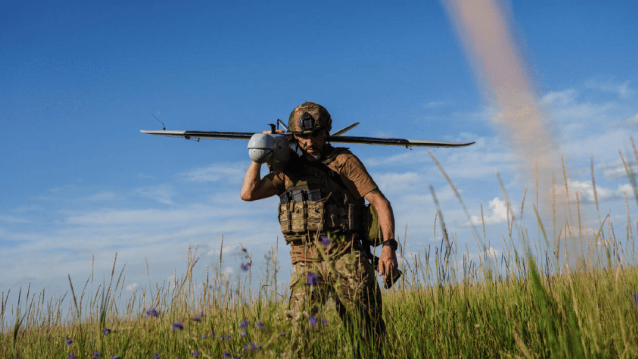 Foto - 24 saatten kısa sürede 650'den fazla İHA havalandı! 'Dün geceden beri saldırı altındayız'