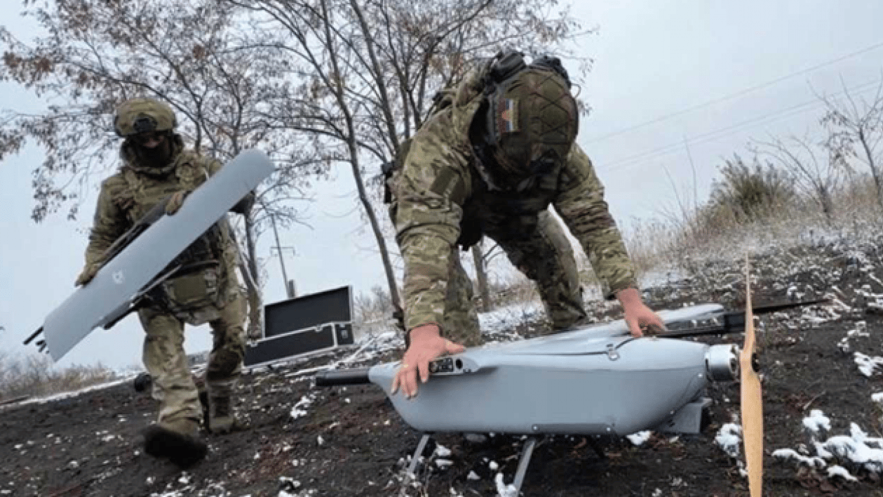 Foto - 24 saatten kısa sürede 650'den fazla İHA havalandı! 'Dün geceden beri saldırı altındayız'