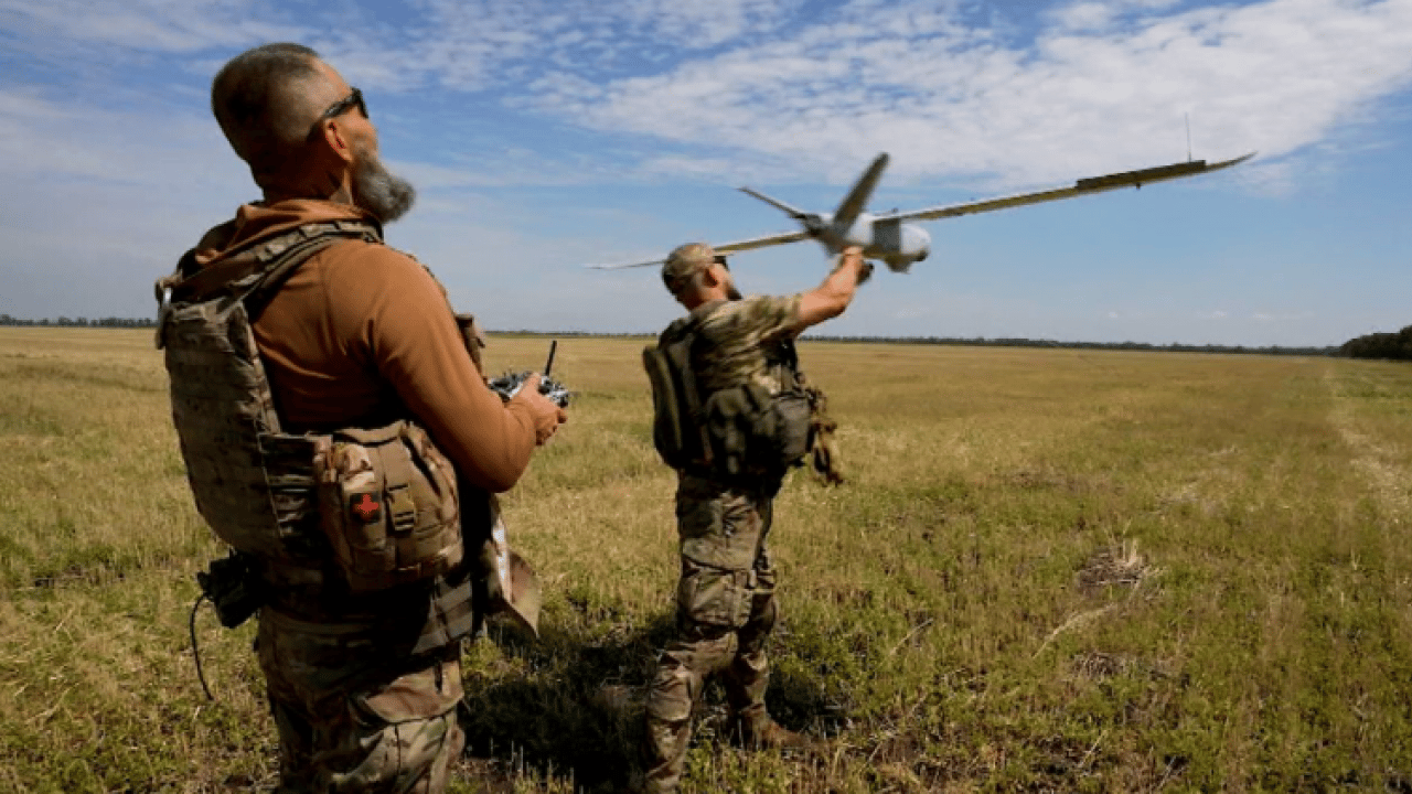 Foto - 24 saatten kısa sürede 650'den fazla İHA havalandı! 'Dün geceden beri saldırı altındayız'
