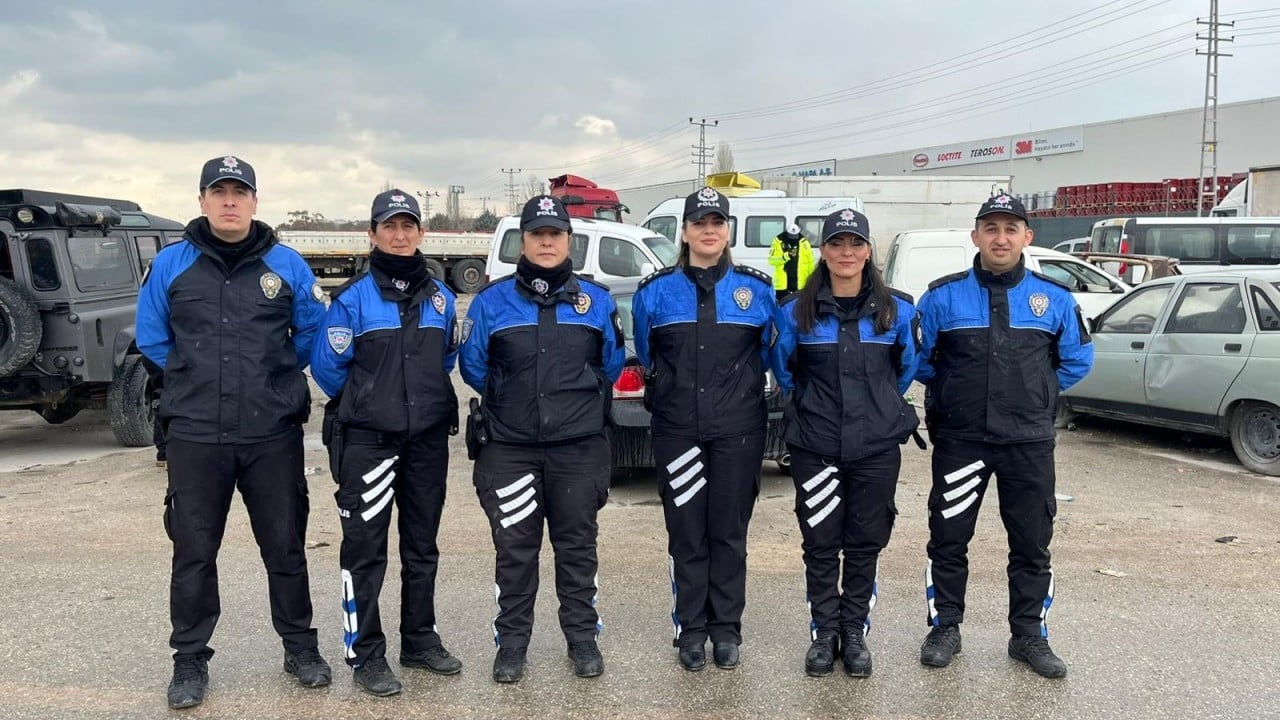 Foto - 2420 araç tespit edilip satıldı Hurda araçlar ekonomiye kazandırıldı