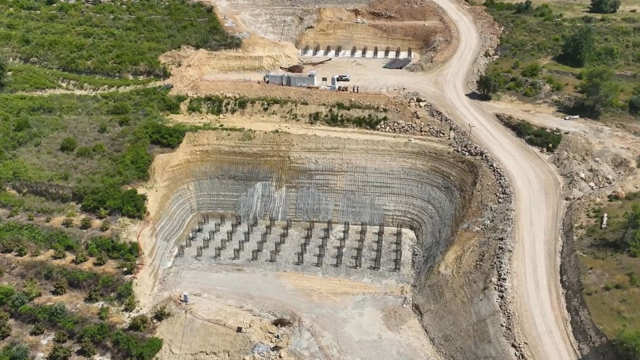 Foto - 2.5 saatlik yol 36 dakikaya düşecek, yıllık 23 milyar lira cepte kalacak! Akdeniz’den Avrupa’ya kesintisiz uzanacak otoyolda çalışmalar hızlandı!