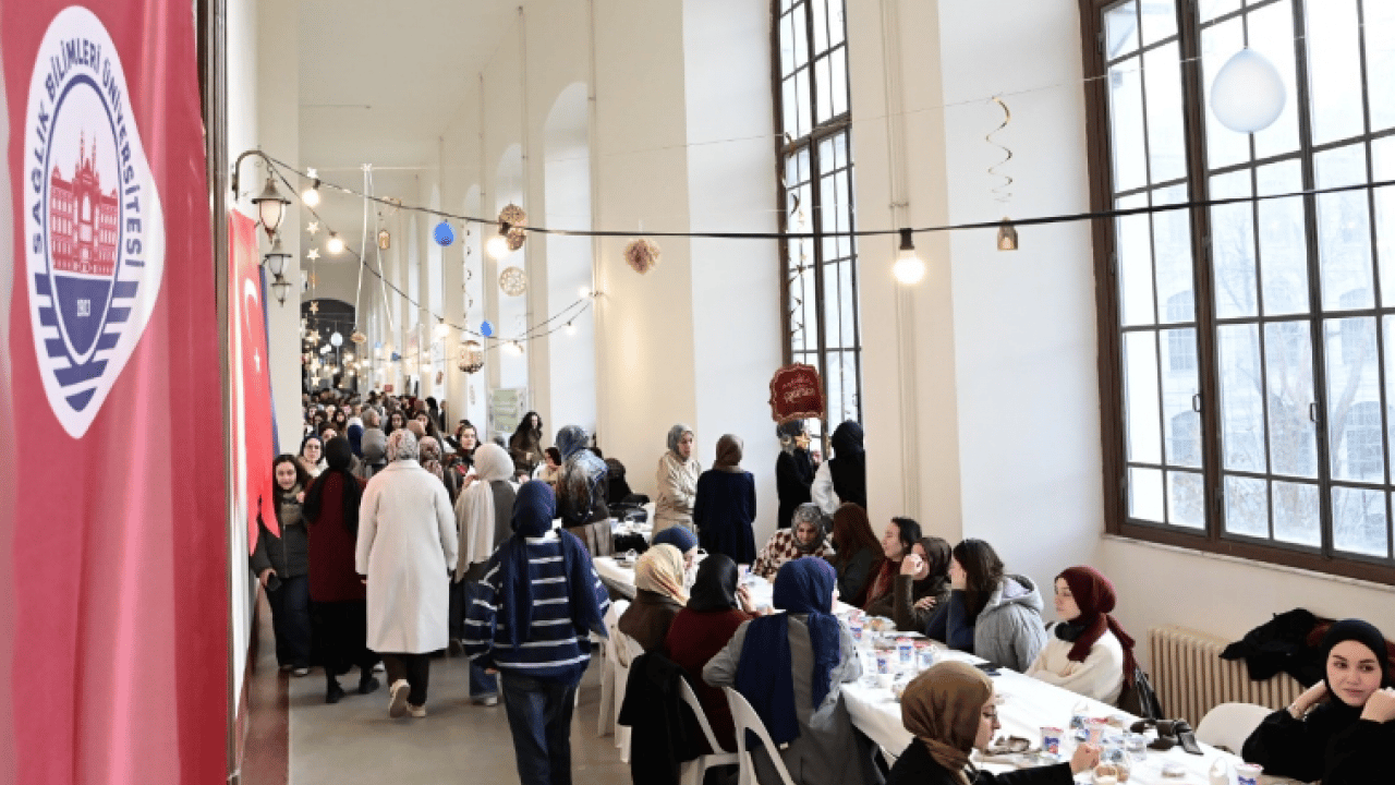 2.500 Kişi Aynı Sofrada: SBÜ’de Tarihi Ramazan Buluşması