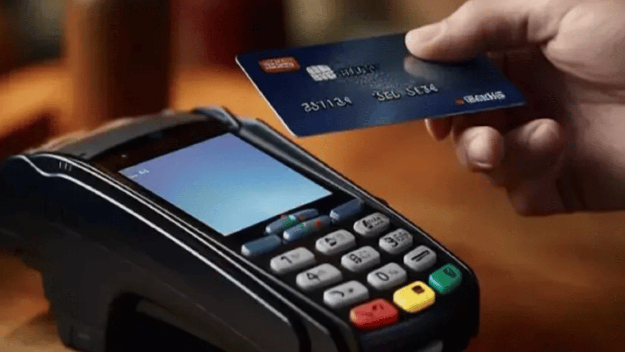  Kağıt para tarih oluyor: Ödemeler yüzde 49 arttı!