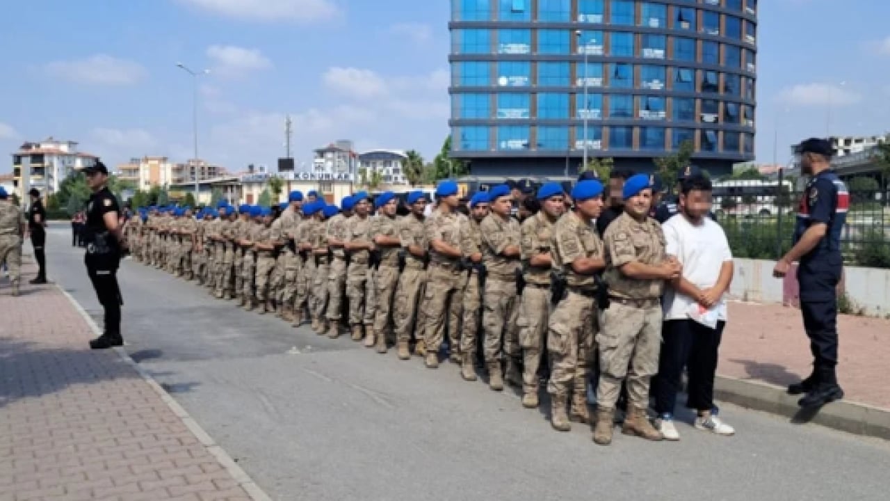 27 ildeki dev bahis ağının 36 üyesi tutuklandı: Hesaplarındaki işlem hacmi dudak uçuklattı! 