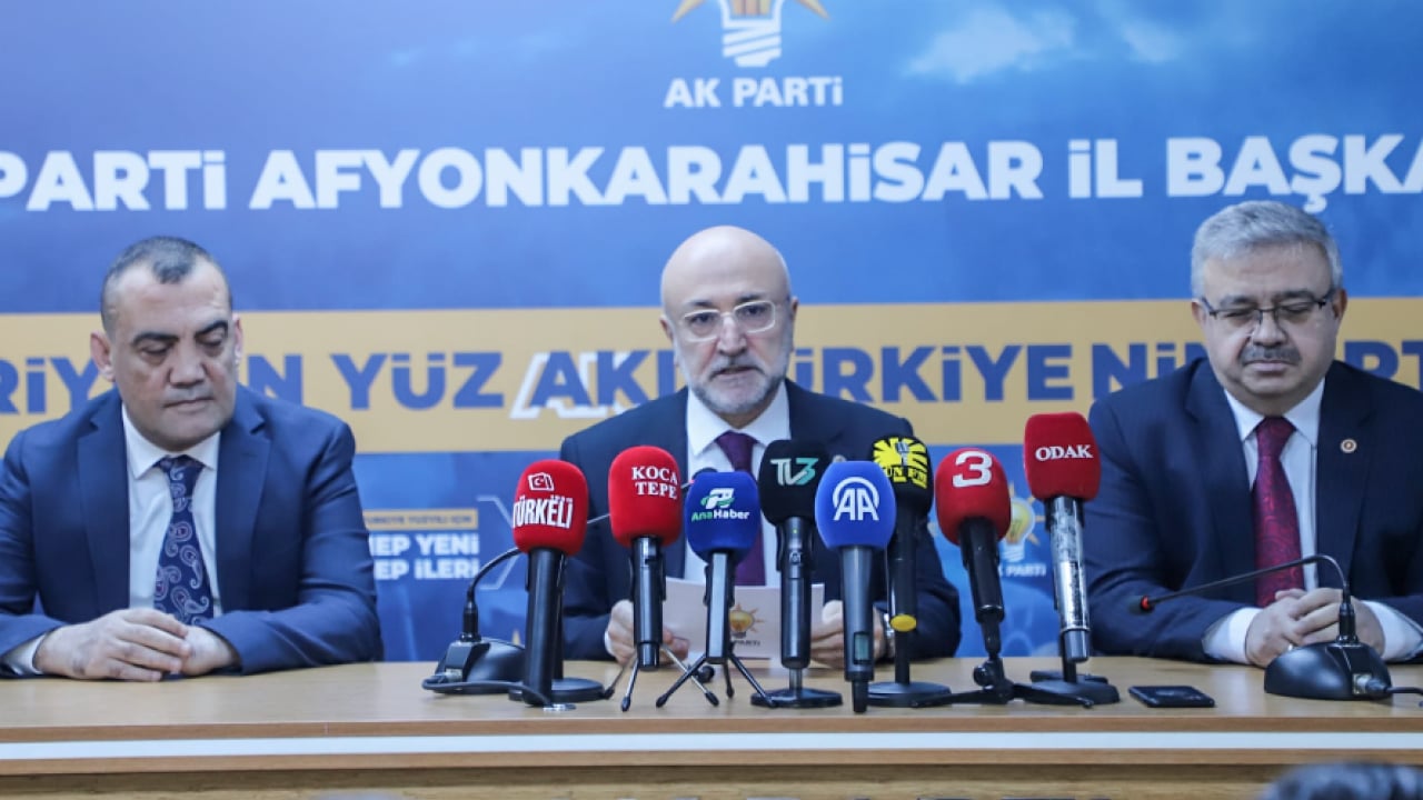 Foto - 27 Mayıs neyse, 12 Eylül neyse, 27 Nisan neyse, 15 Temmuz neyse 28 Şubat da aynı şekilde bir darbedir!