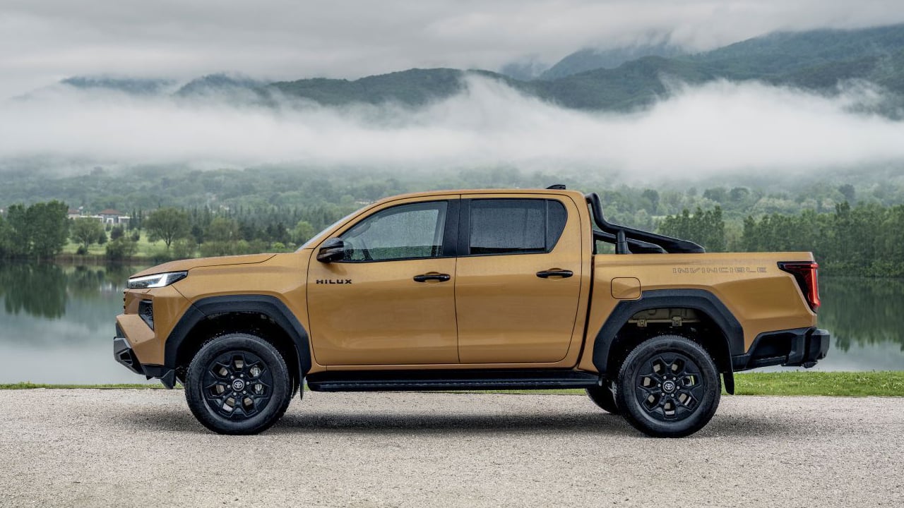 Foto - 27 milyonluk efsane Türkiye yolunda! Bu Hilux bildiğiniz Hilux değil! Pick-up tahtında yeni dönem başladı! 