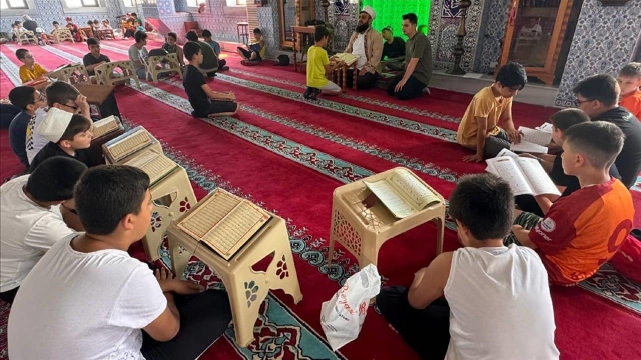 Foto - 28 Şubat zorbalığından bugünlere Yüzbinler Kur’an-ı Kerim’le şenlendi