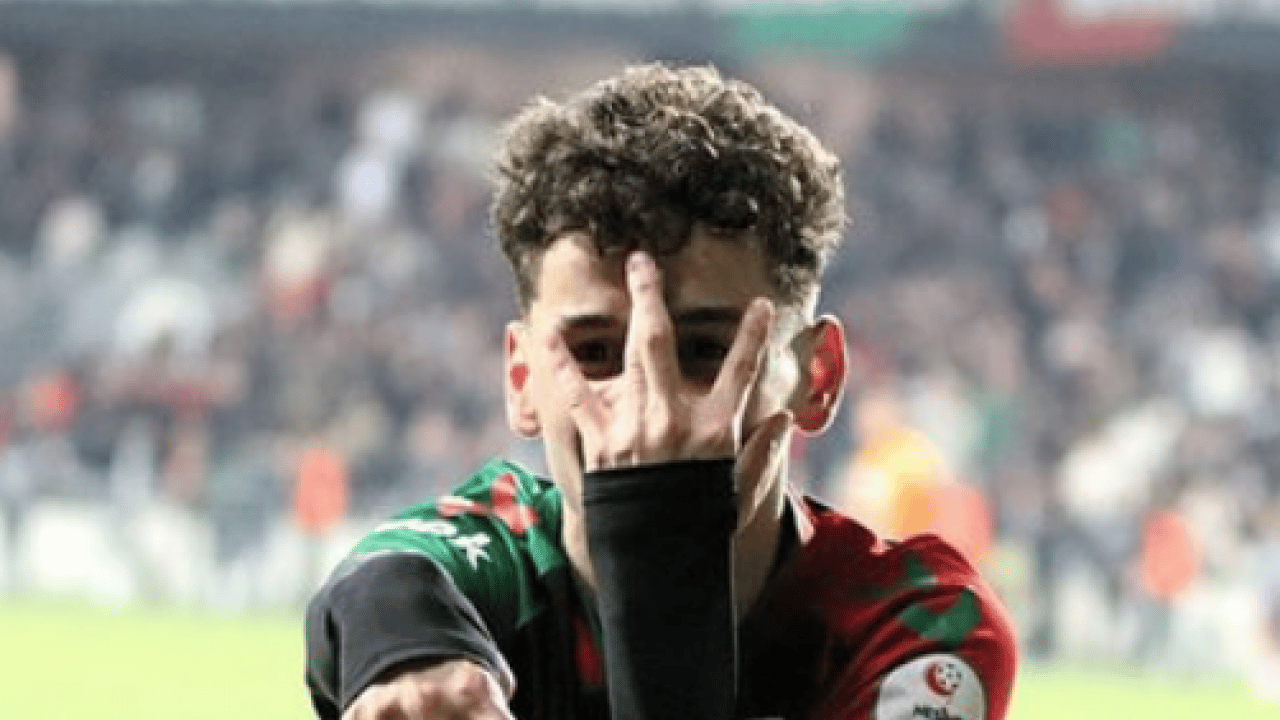 Foto - 29 yıl sonra bir ilk! Ve Fenerbahçe'de transfer tarihi belli oldu! İşte imza zamanı