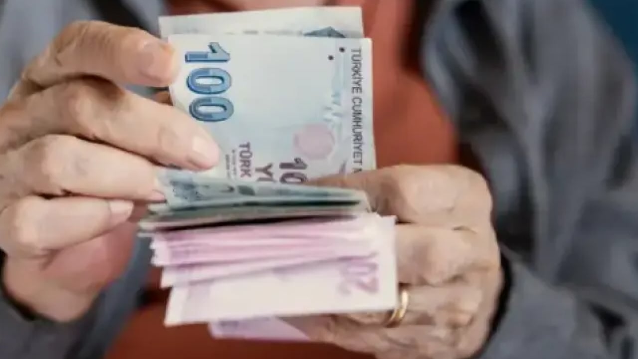 3 bin 552 TL ödeme için gözler o tarihte: SSK, Bağ-Kur emekli maaş farkı ne zaman yatacak? 