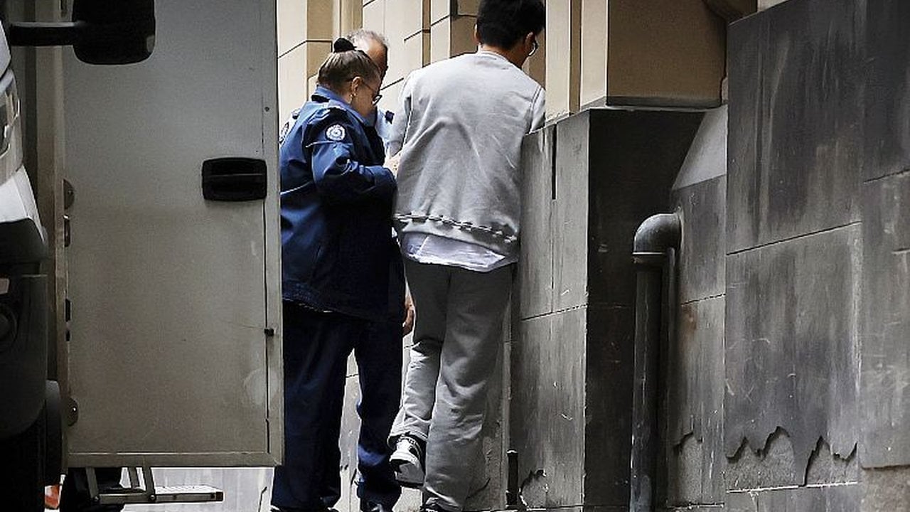 Foto - 3 büyük hastanede gizli kamera skandalı: Sapık doktorun evinden tam 4 bin 500 kayıt çıktı