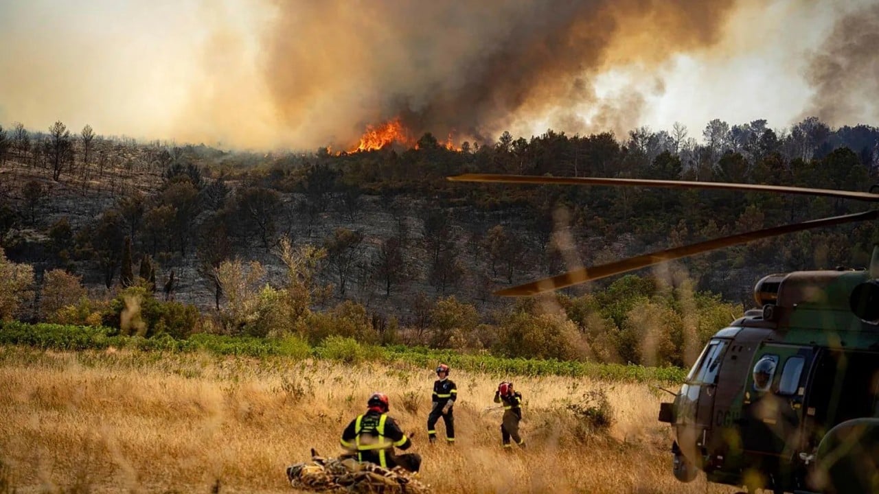 Foto - 3 günde yaklaşık 200 bin kişi tahliye edildi Fransa alev alev