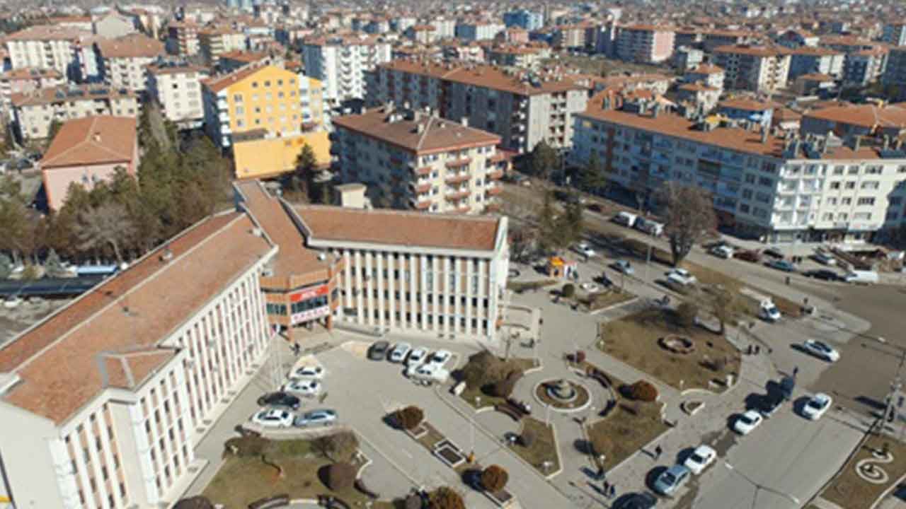 Foto - 3 ilçe birleşip il oluyor! MHP dev teklifi Meclis’e sundu