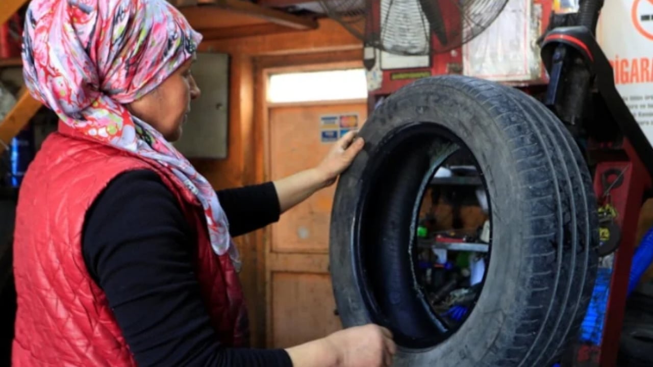 Foto - 30 yıldır bıkmadan yapıyor! Mesleğini duyan şaşırıyor!