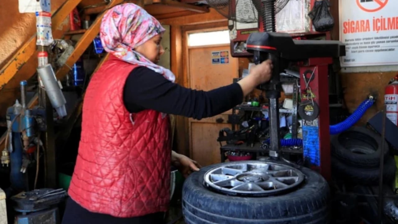 Foto - 30 yıldır bıkmadan yapıyor! Mesleğini duyan şaşırıyor!