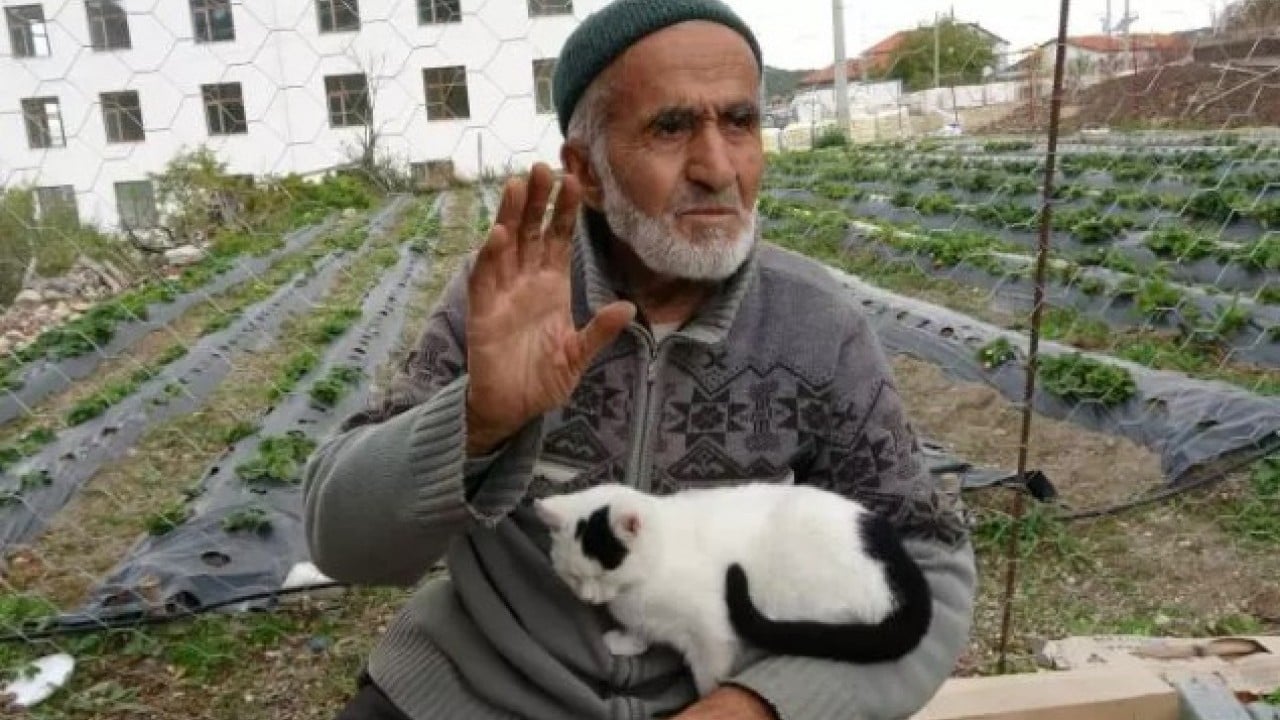Foto - 30 yıldır ürettiklerini bedava dağıtıyor: 'Hayır duası almak bana yetiyor!'